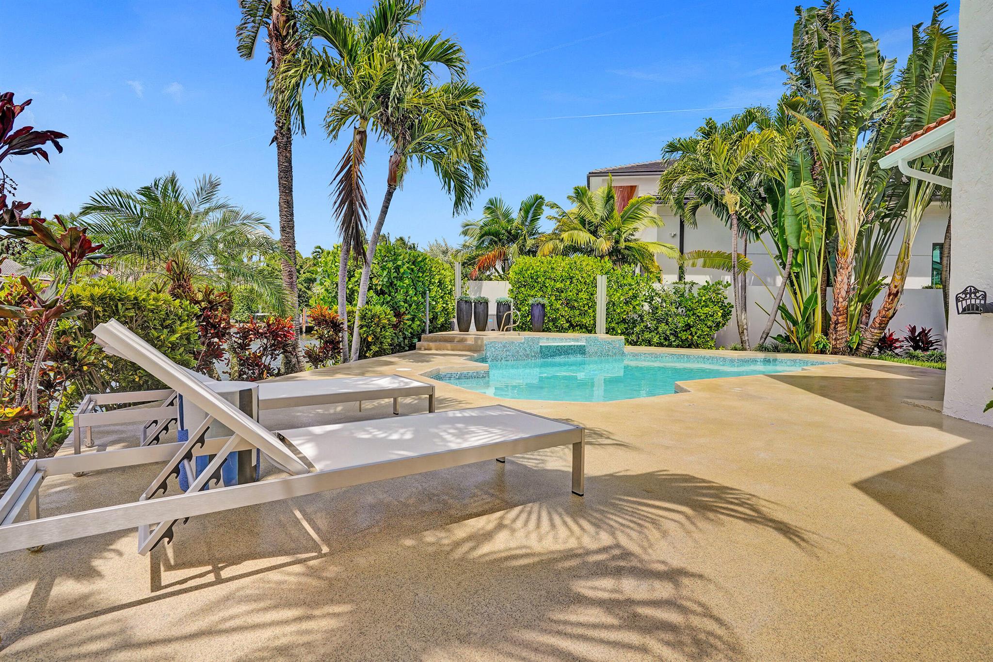 TROPIC ISLE 2ND SEC - Residential