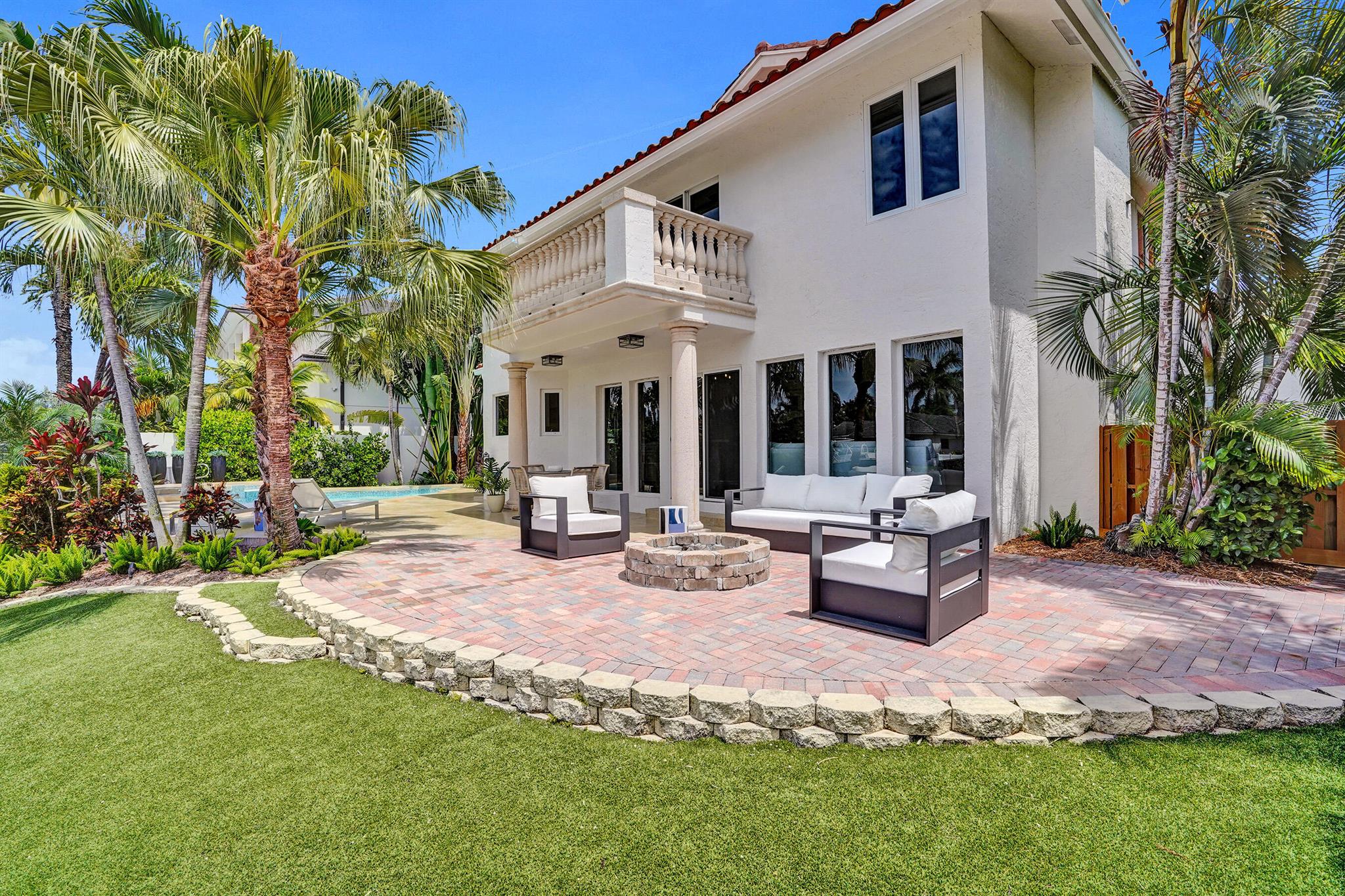 TROPIC ISLE 2ND SEC - Residential