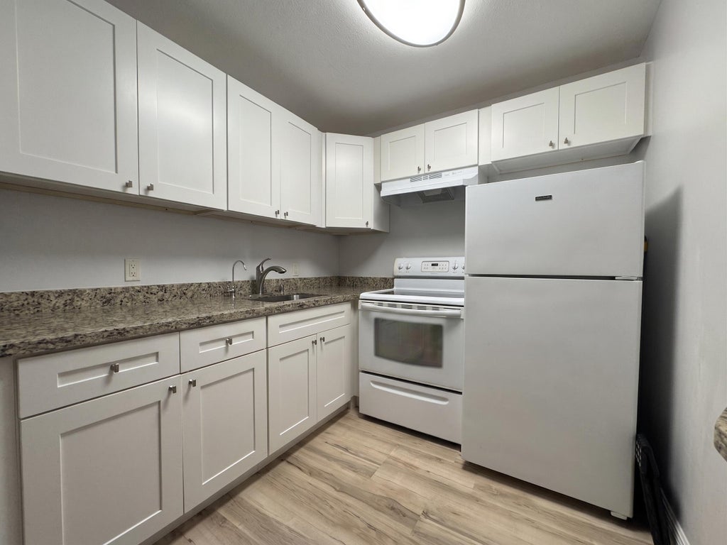 Photo of 67 Upminster C, Deerfield Beach, FL 33442 (MLS # B26064930)