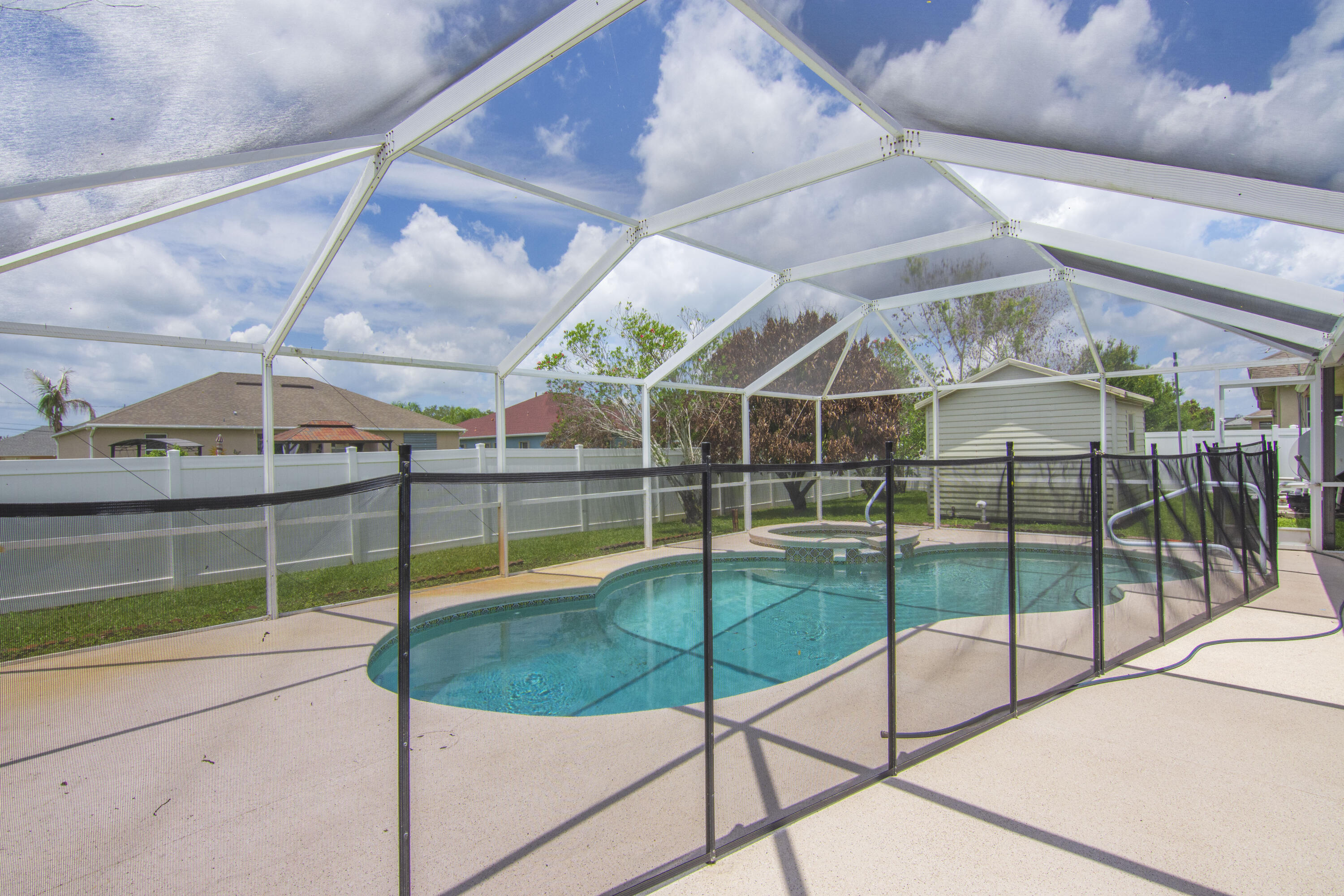 PORT ST LUCIE SECTION 46 1ST REPLAT - Residential