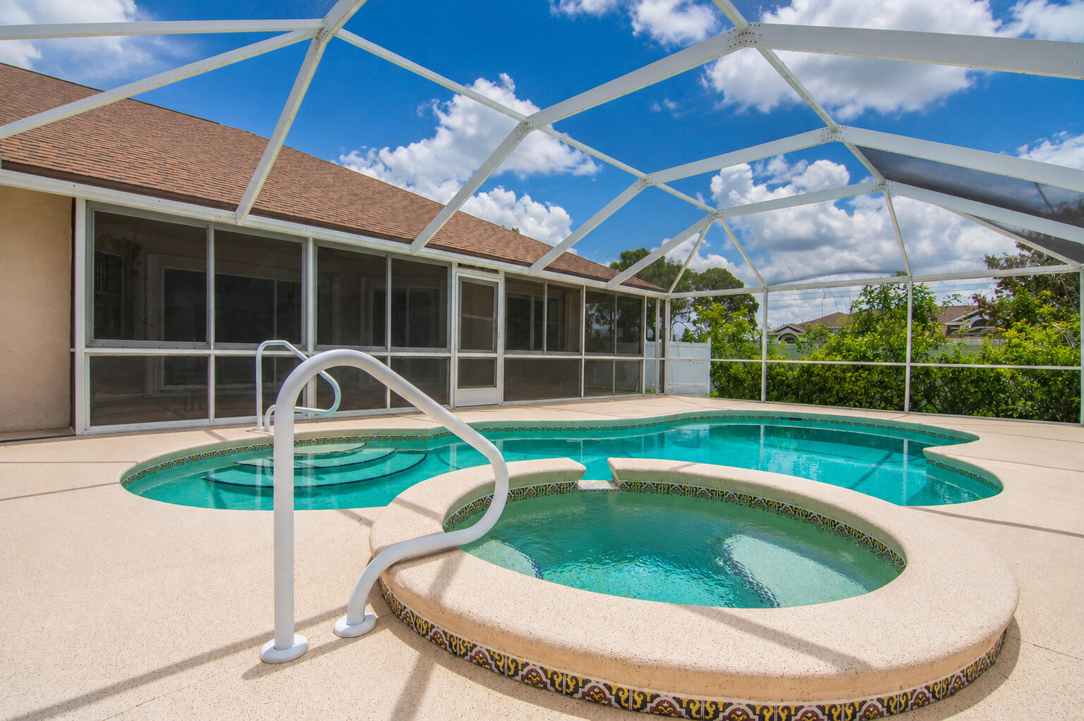 PORT ST LUCIE SECTION 46 1ST REPLAT - Residential