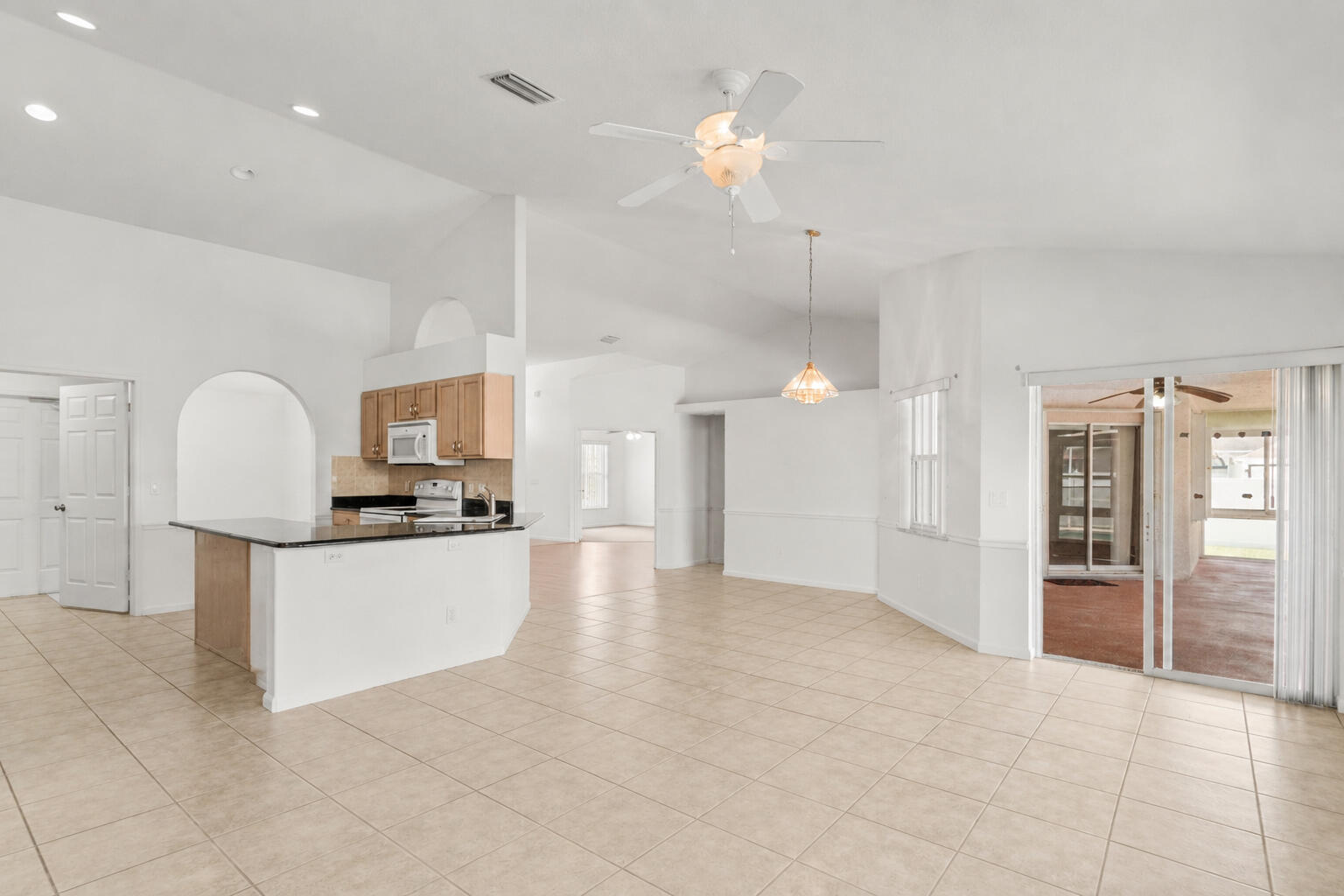 PORT ST LUCIE SECTION 46 1ST REPLAT - Residential