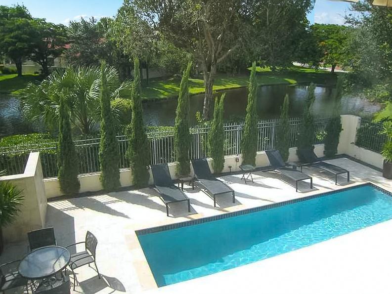 TOWN PLACE CLUB VILLAS - Residential Lease