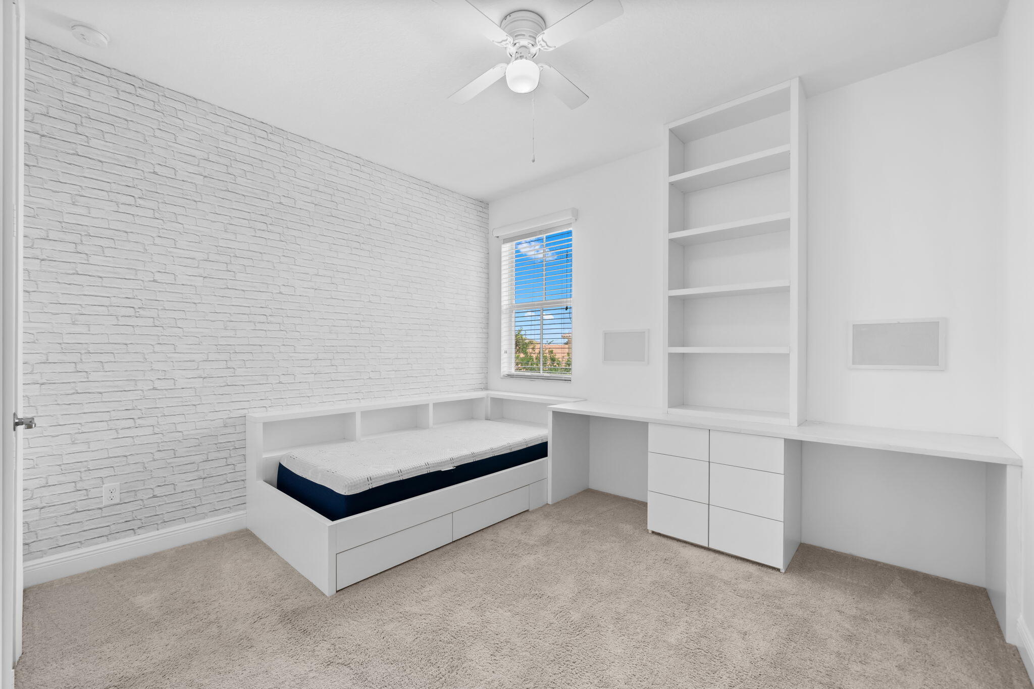 DEBUYS PLAT - Residential