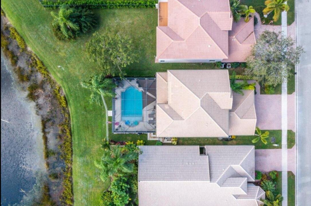 8696 Woodgrove Harbor Lane