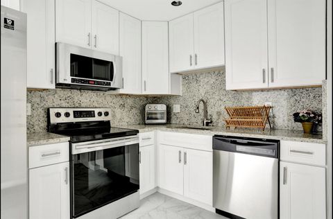 4821 NW 22nd Court 111 Lauderhill FL 33313