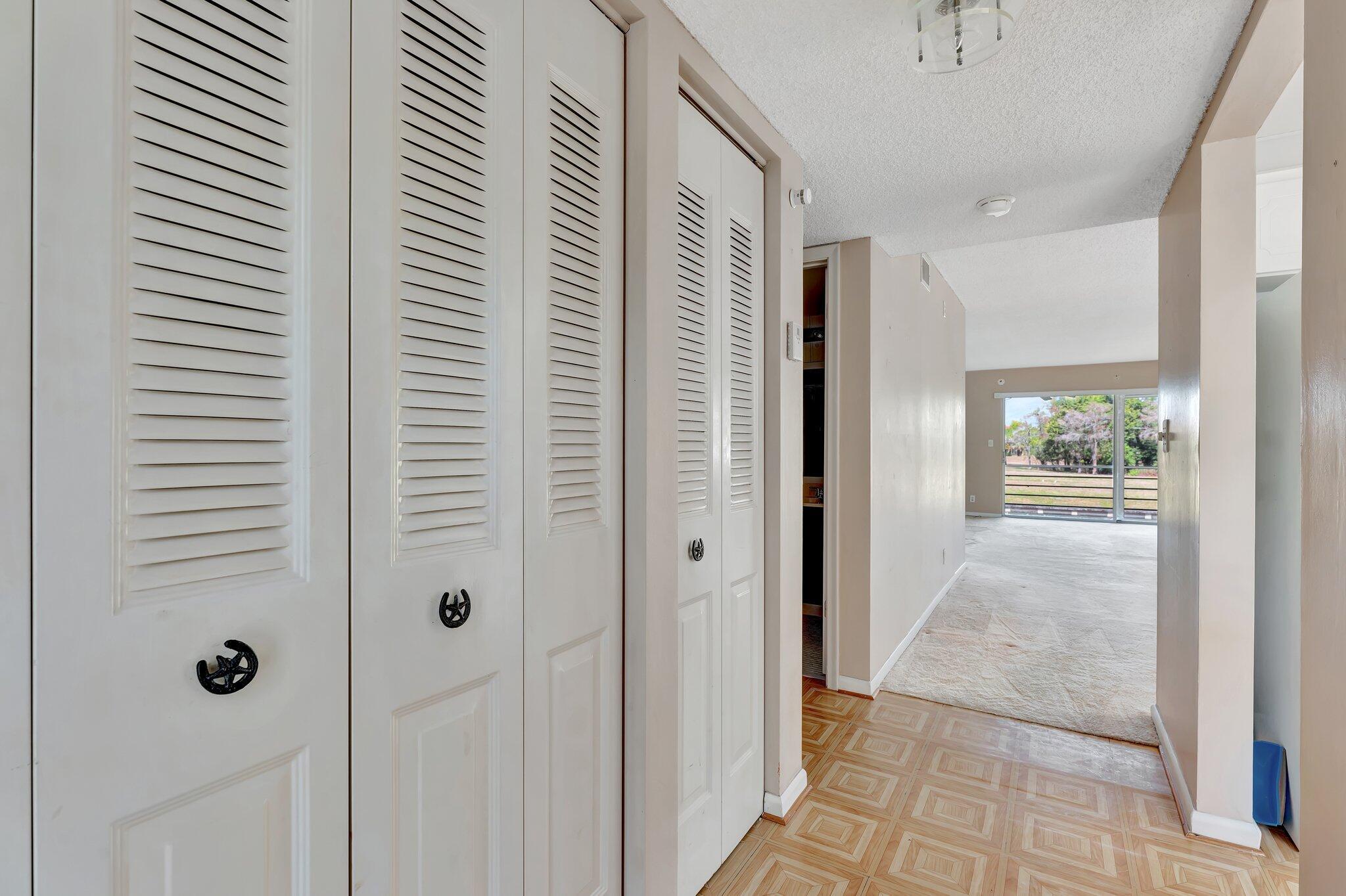 LAS VISTAS - Residential