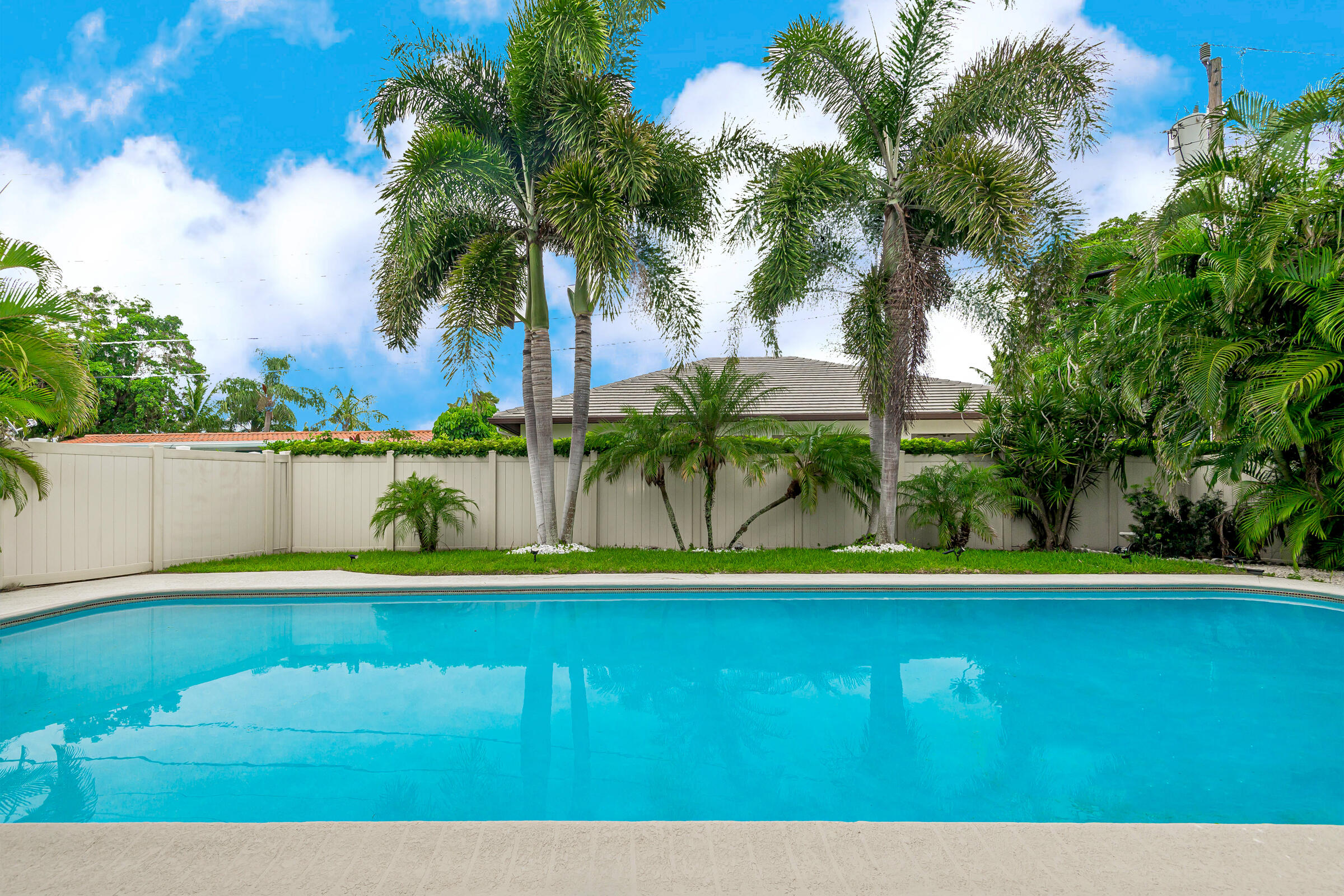 BOCA WOODS - Residential Lease