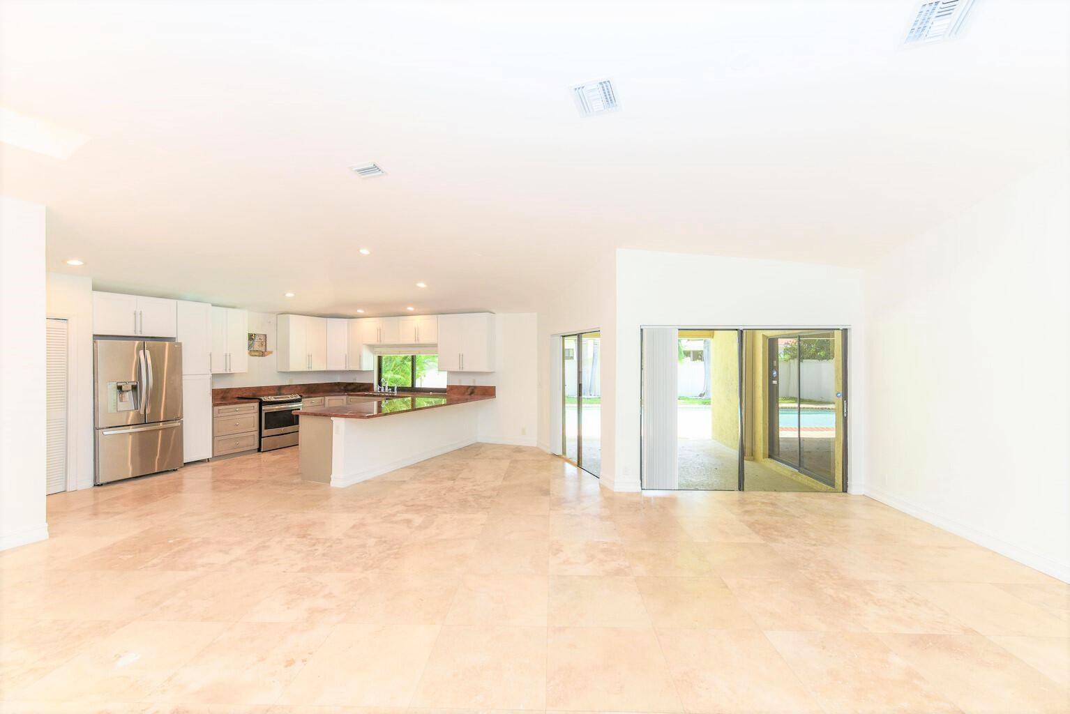 BOCA WOODS - Residential Lease