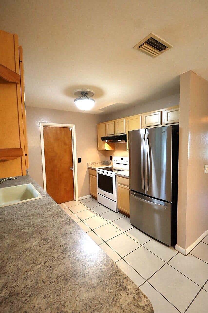 Photo of 5572 SE CABLE Drive, Stuart, FL 34997 (MLS # B26067582)
