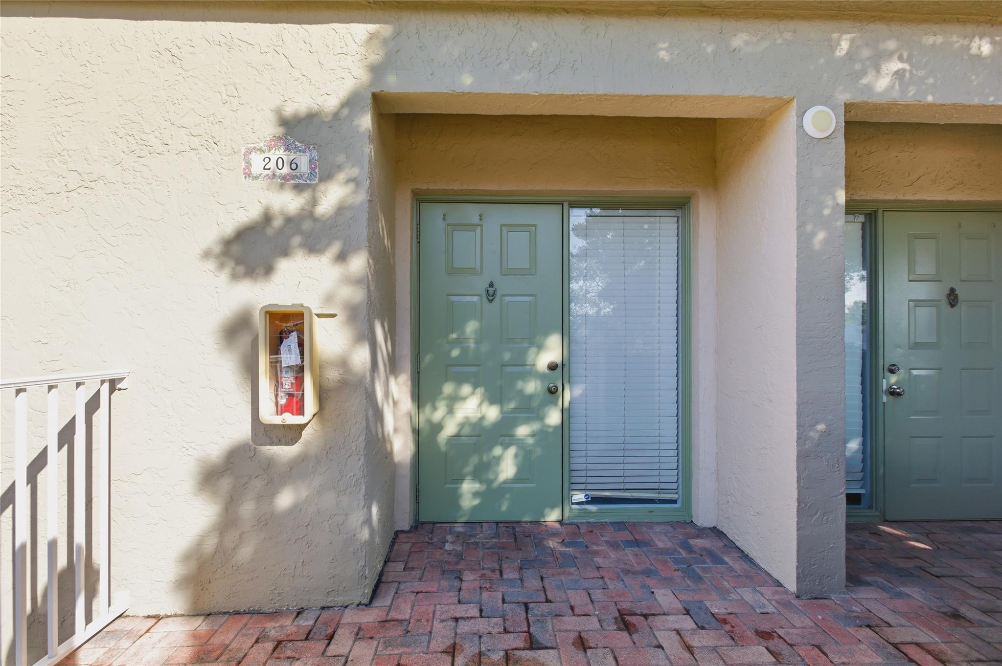 2381 NE 14th Street Causeway 206