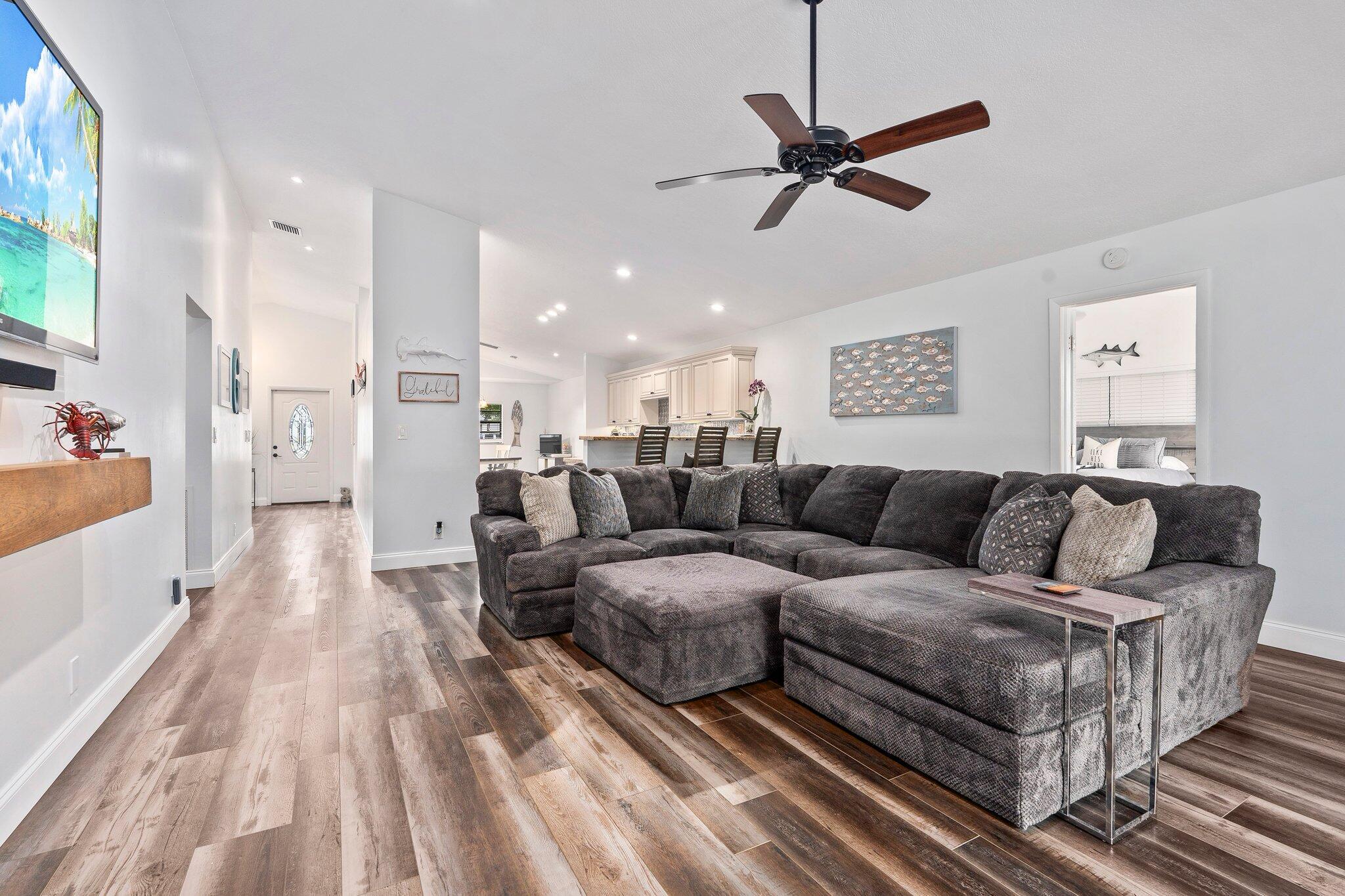 605 Ribaut Road