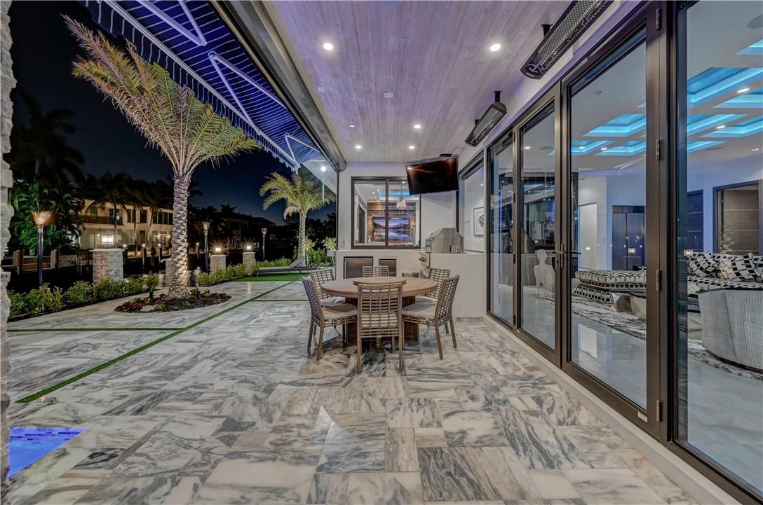 BLUE INLET LT 9 BLK 5 - Residential