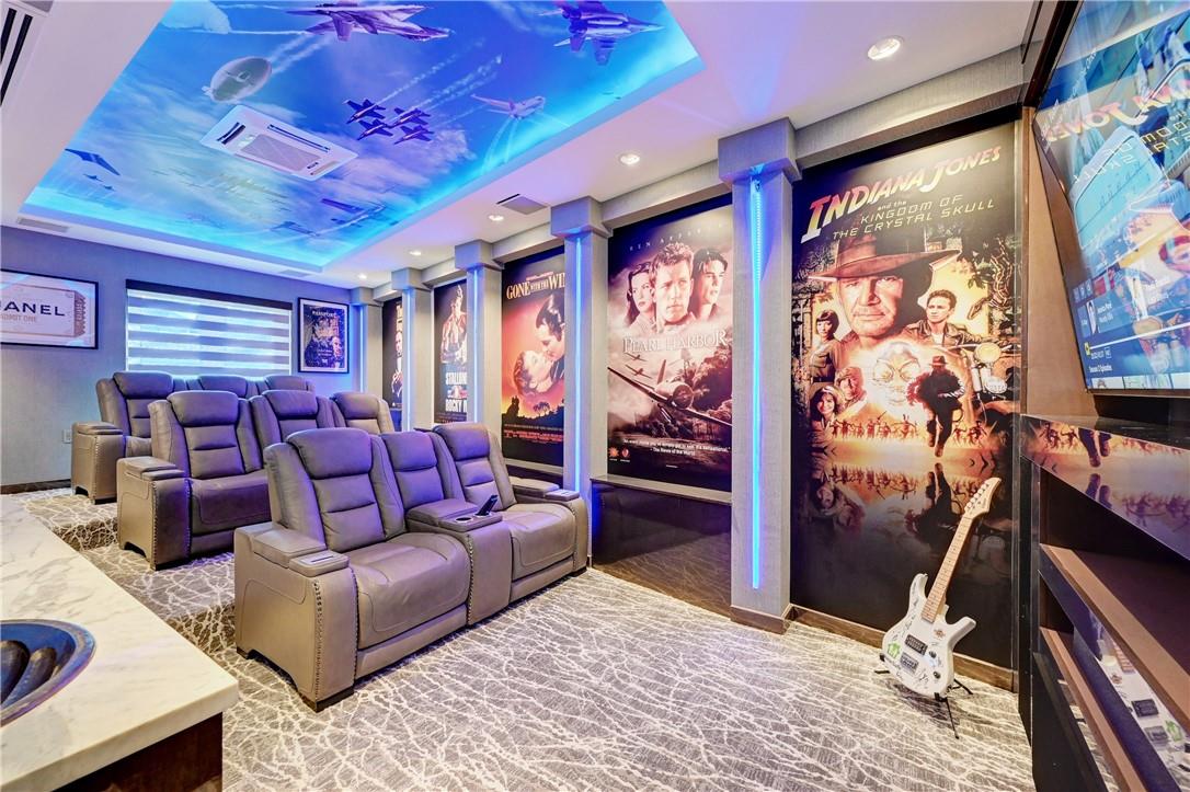 BLUE INLET LT 9 BLK 5 - Residential