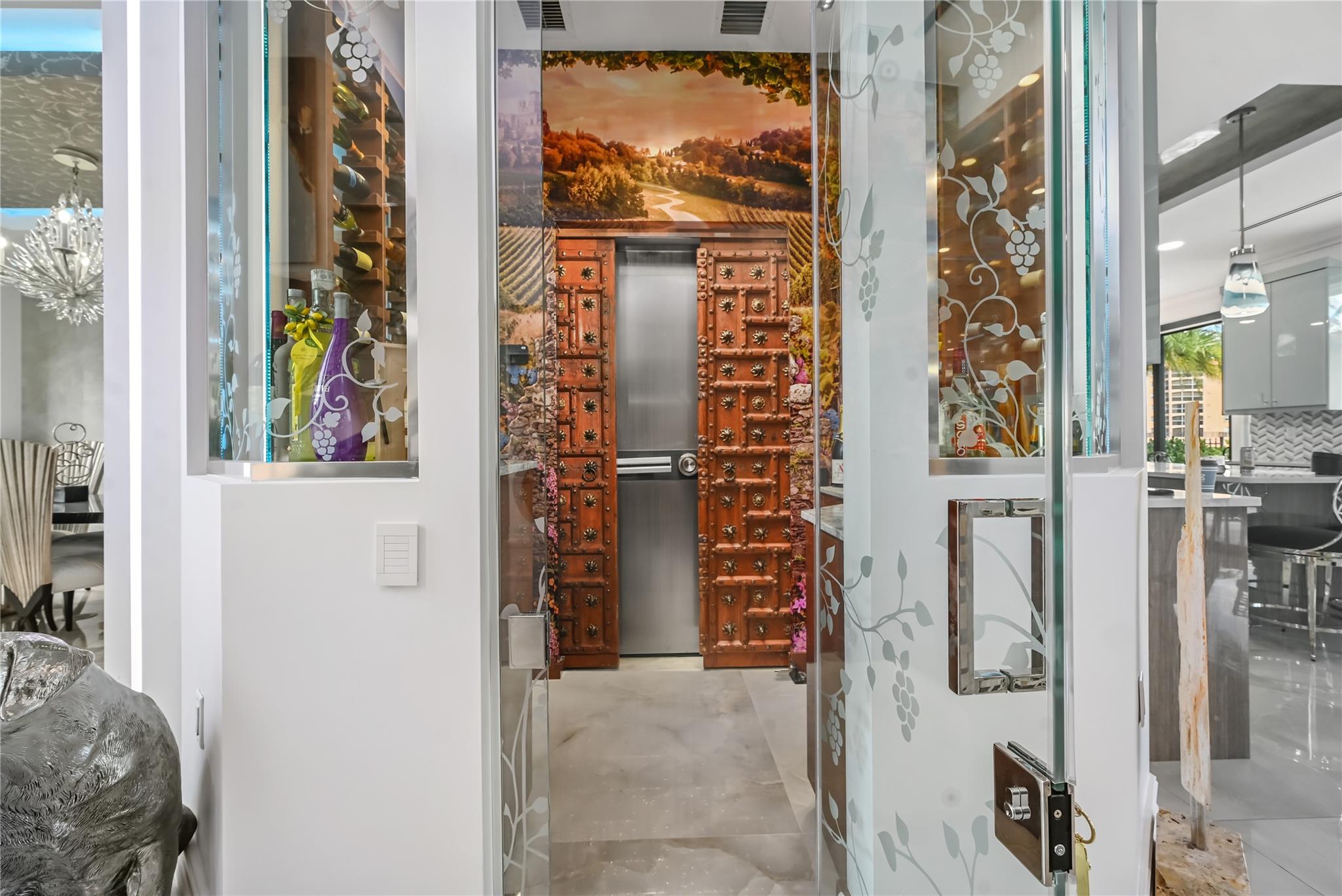 BLUE INLET LT 9 BLK 5 - Residential