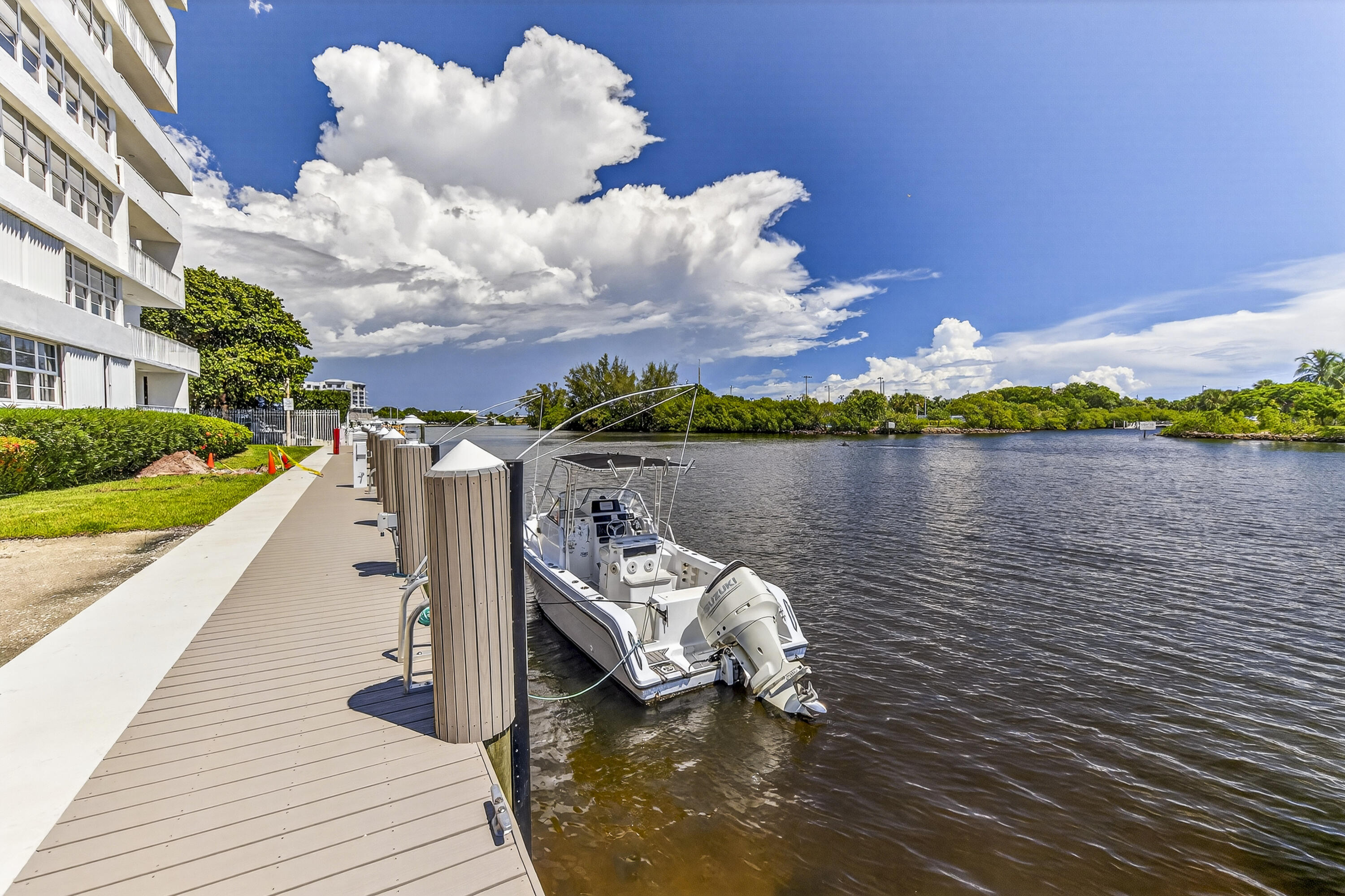 EAST POINT TOWERS CONDO - Residential