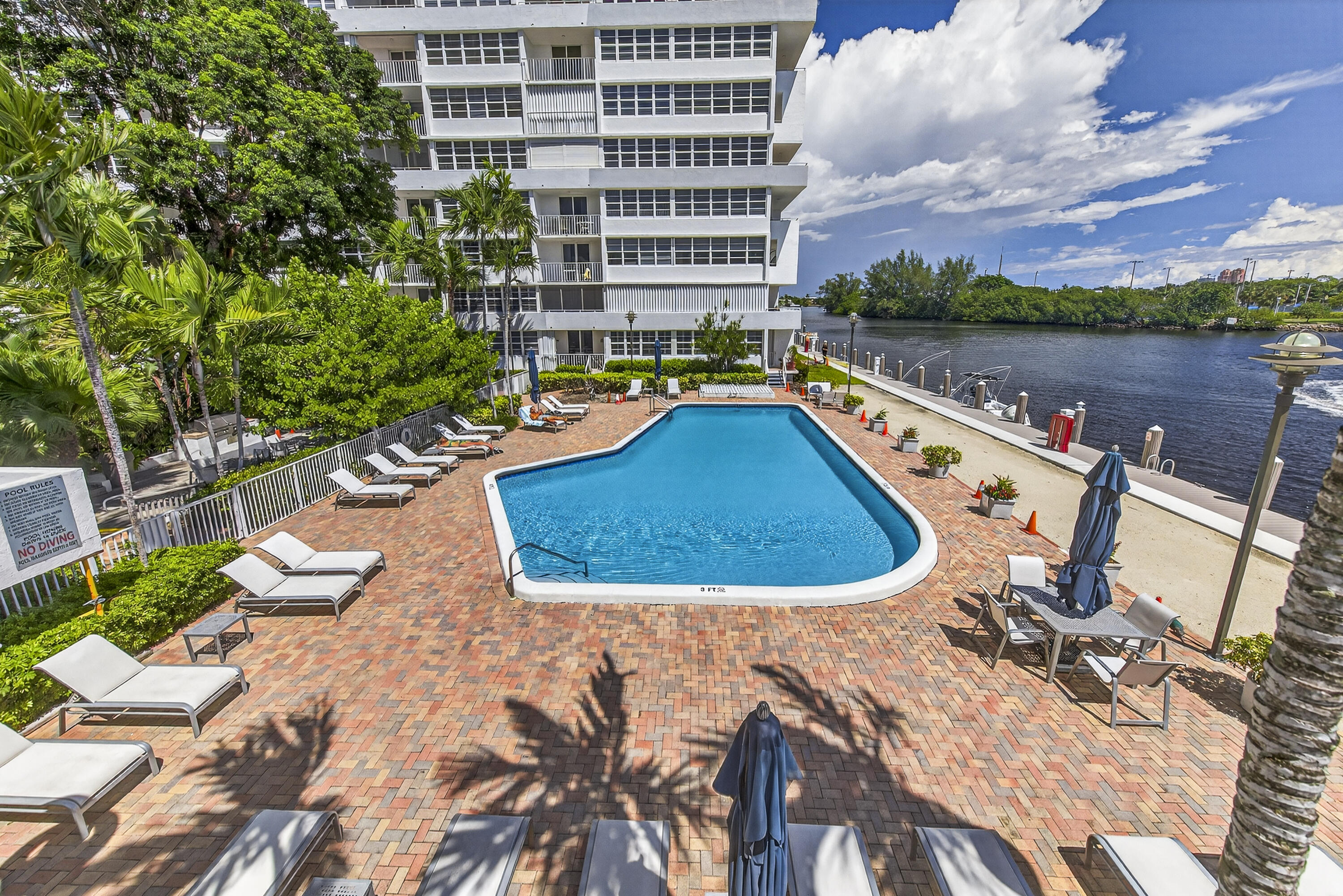 EAST POINT TOWERS CONDO - Residential