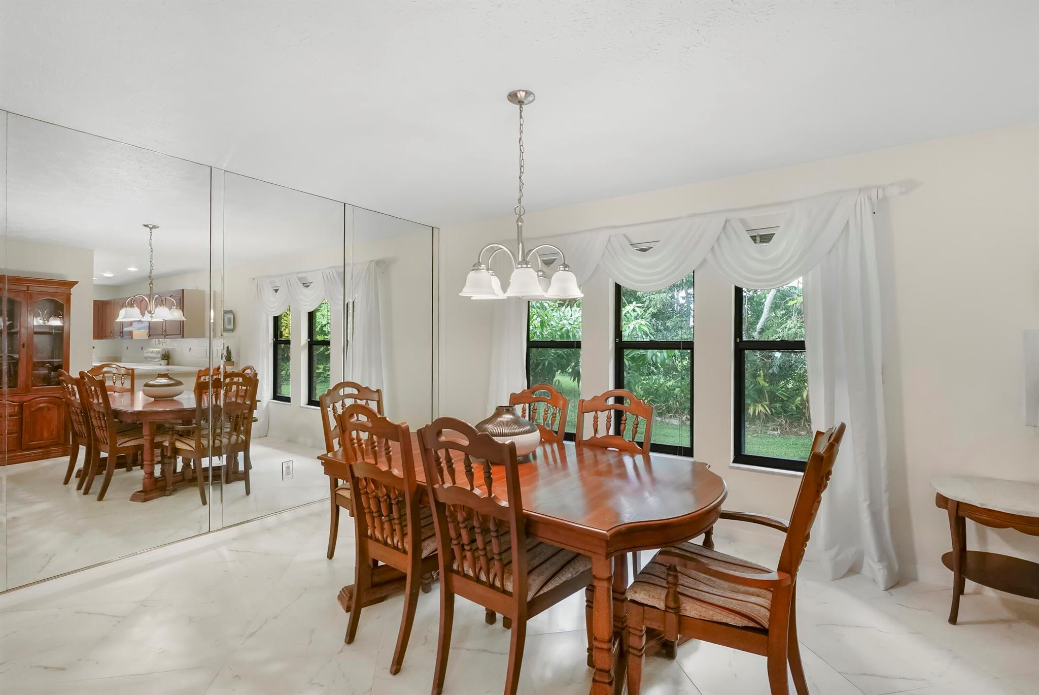 Floresta Gardens - Residential