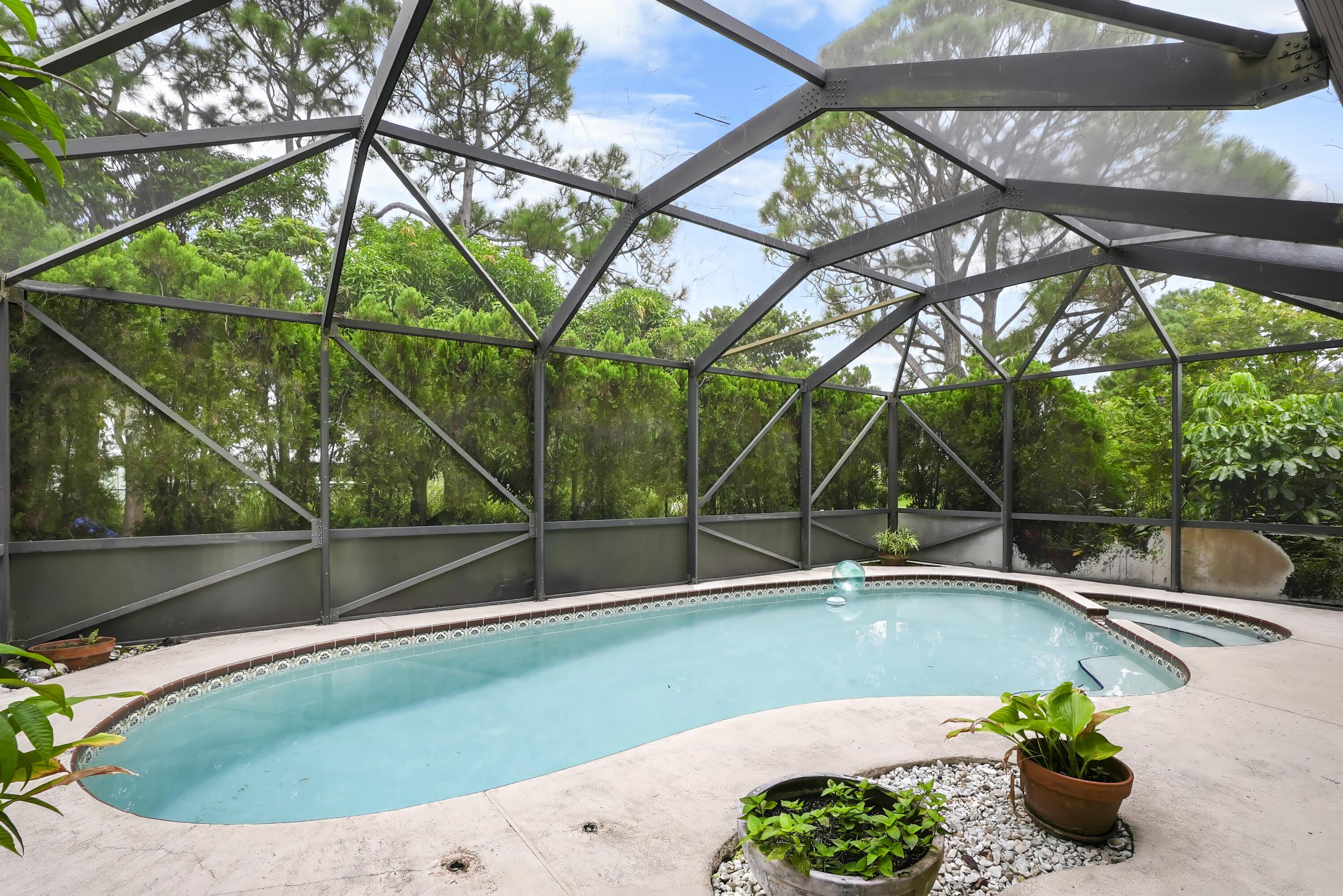 Floresta Gardens - Residential