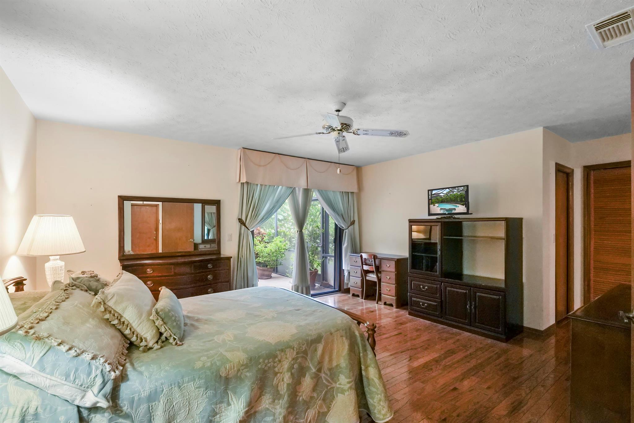 Floresta Gardens - Residential