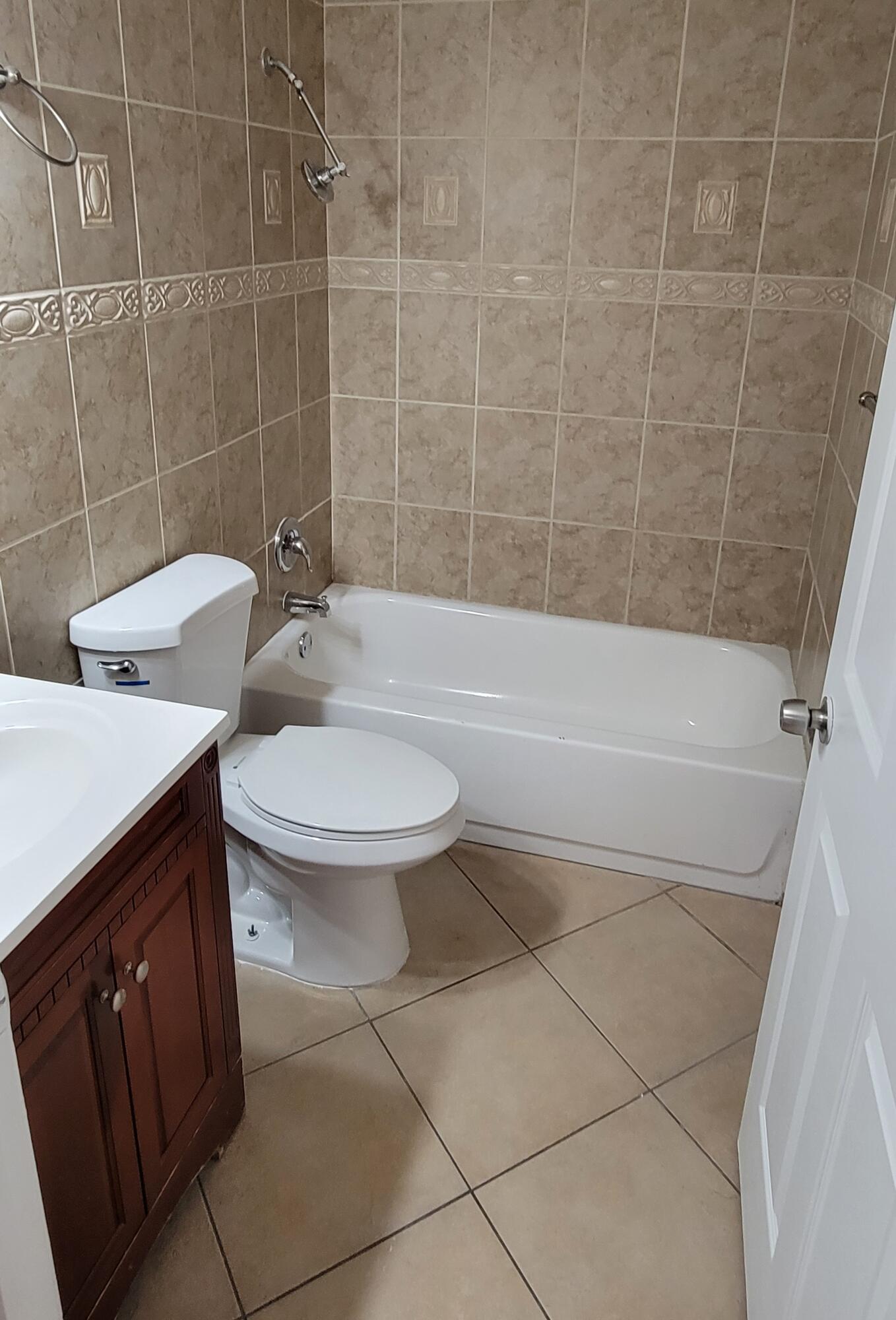 GREATER BOYNTON PLACE - Residential Lease