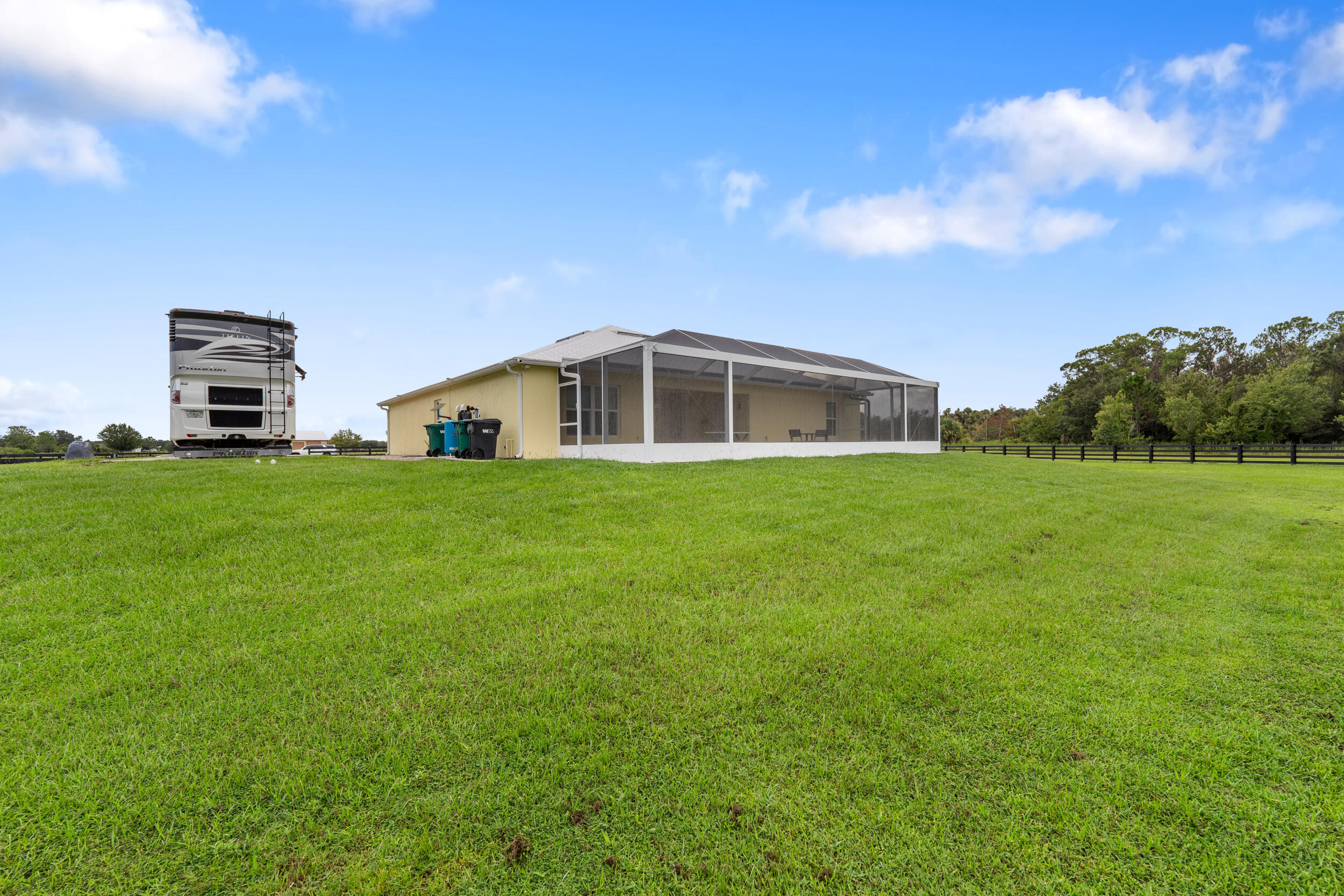 BRIDLEWOOD RANCHES - Residential