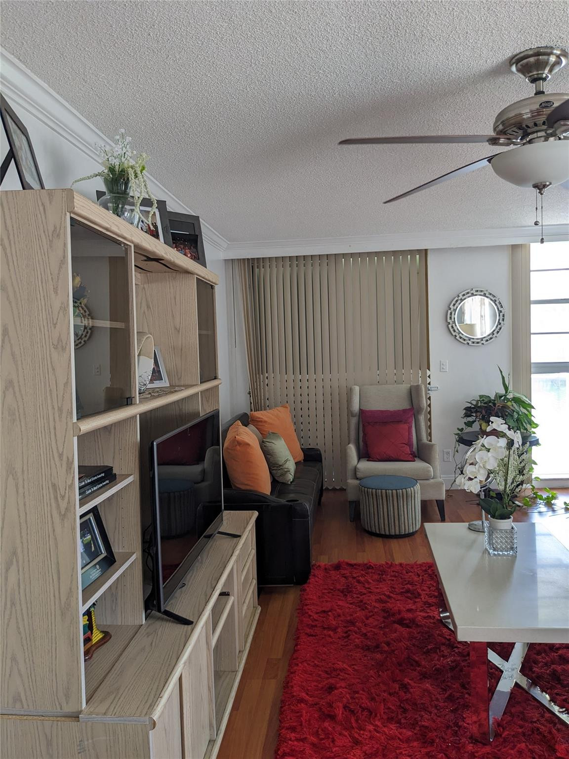 DOMINO ONE CONDO - Residential