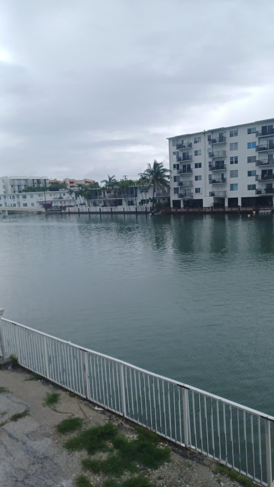 DOMINO ONE CONDO - Residential