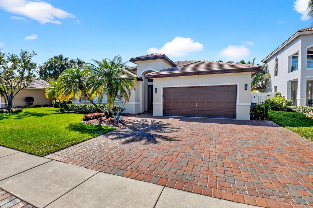 Photo of 6319 C Durham Drive, Lake Worth, FL 33467 (MLS # R11160529)