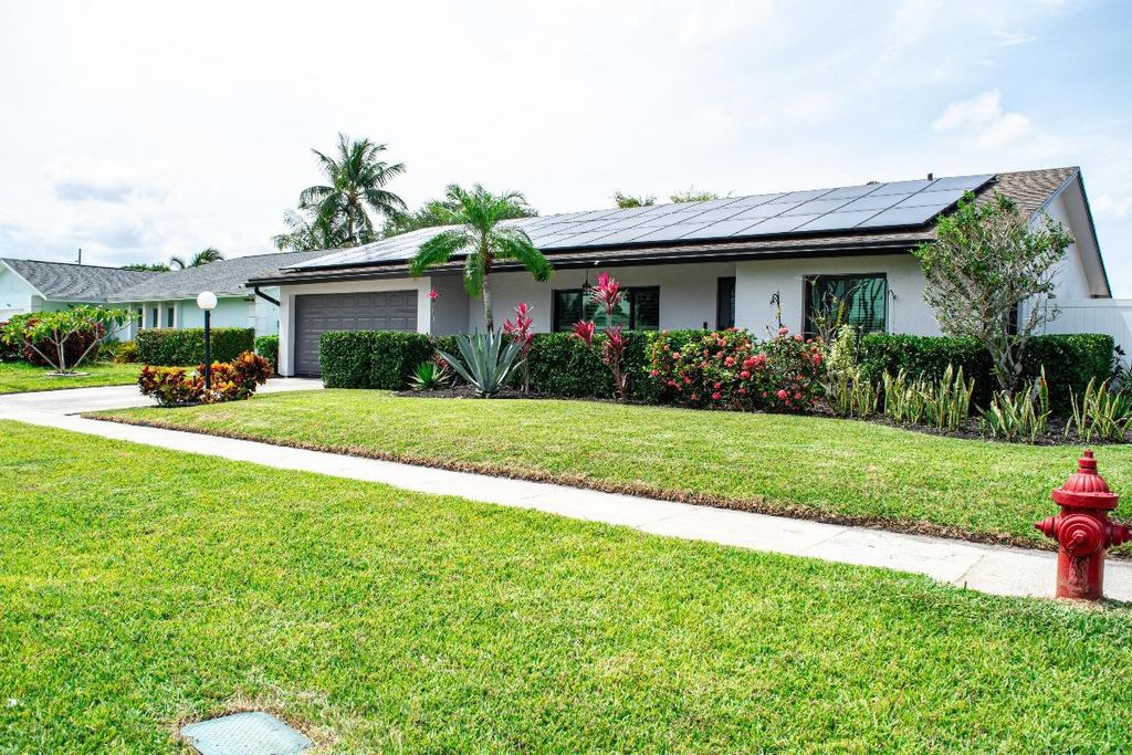 Photo of 5432 Sandhurst Circle S, Lake Worth, FL 33463 (MLS # R11091138)