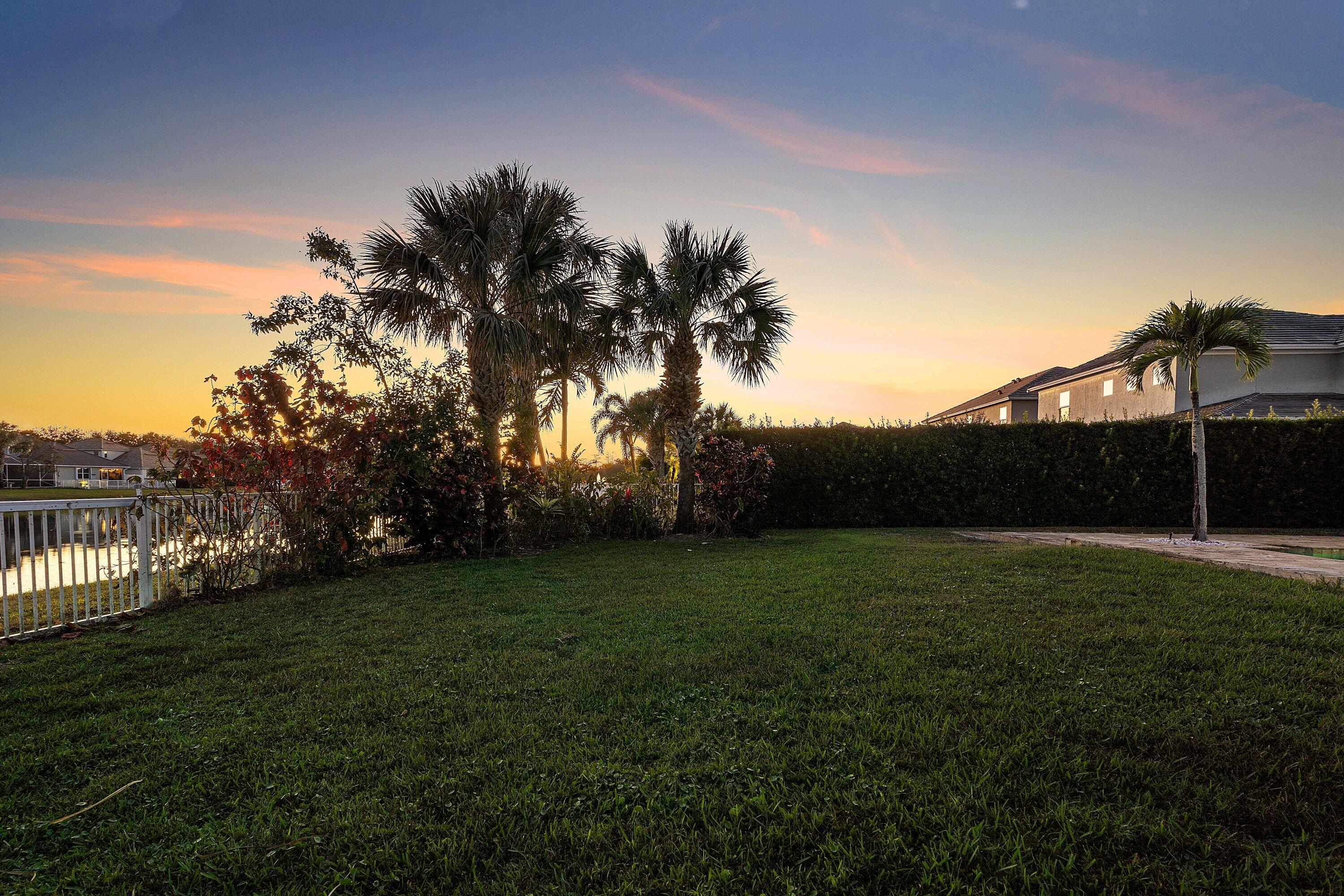 LADERA PUD - Residential