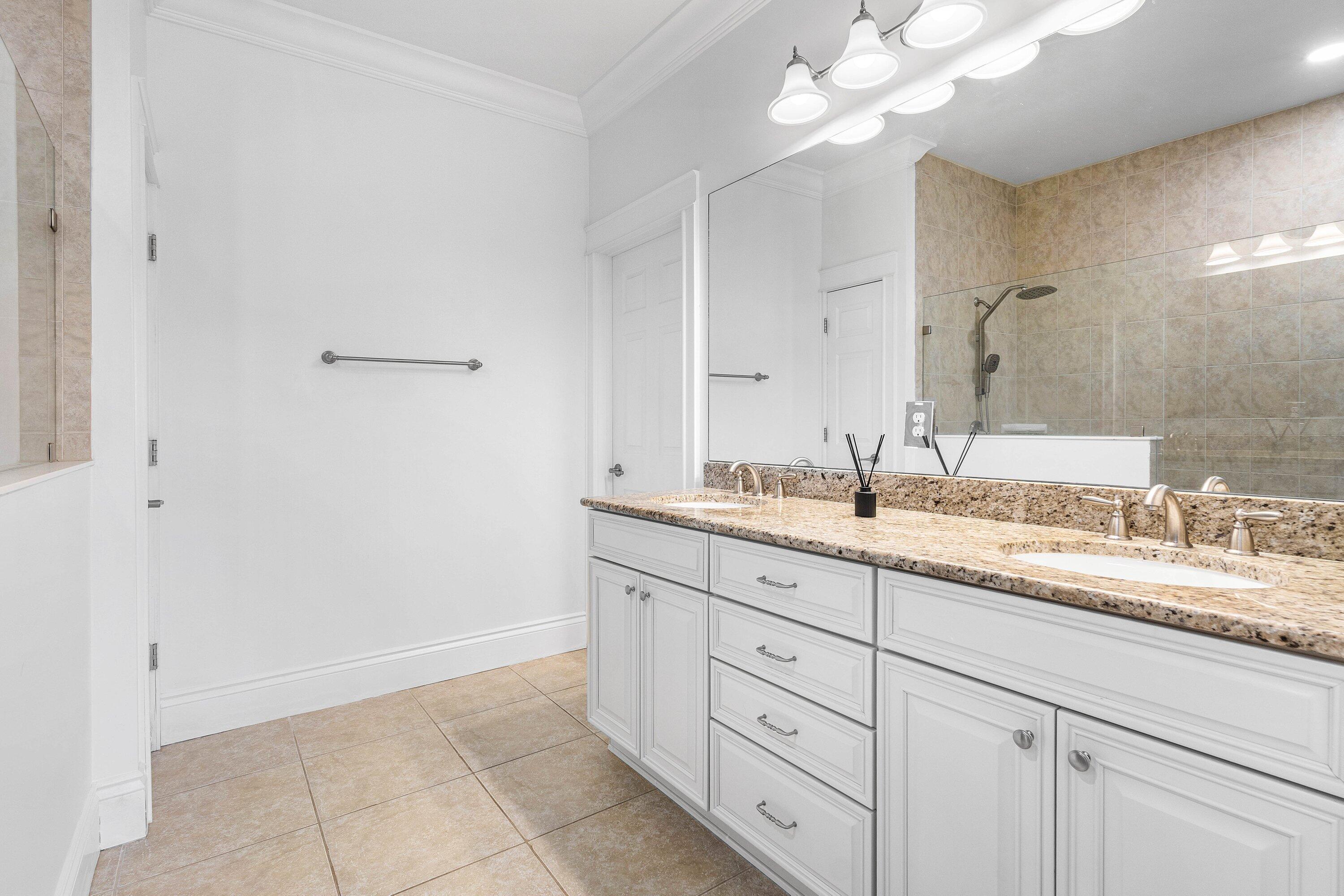 LADERA PUD - Residential