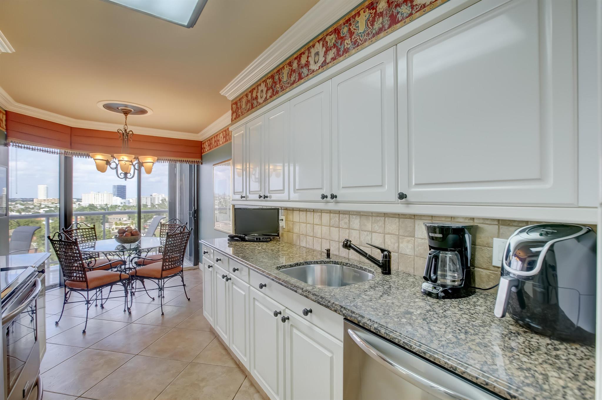 HARBORSIDE - Residential