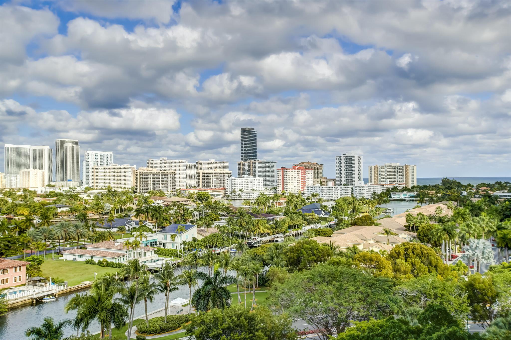 HARBORSIDE - Residential