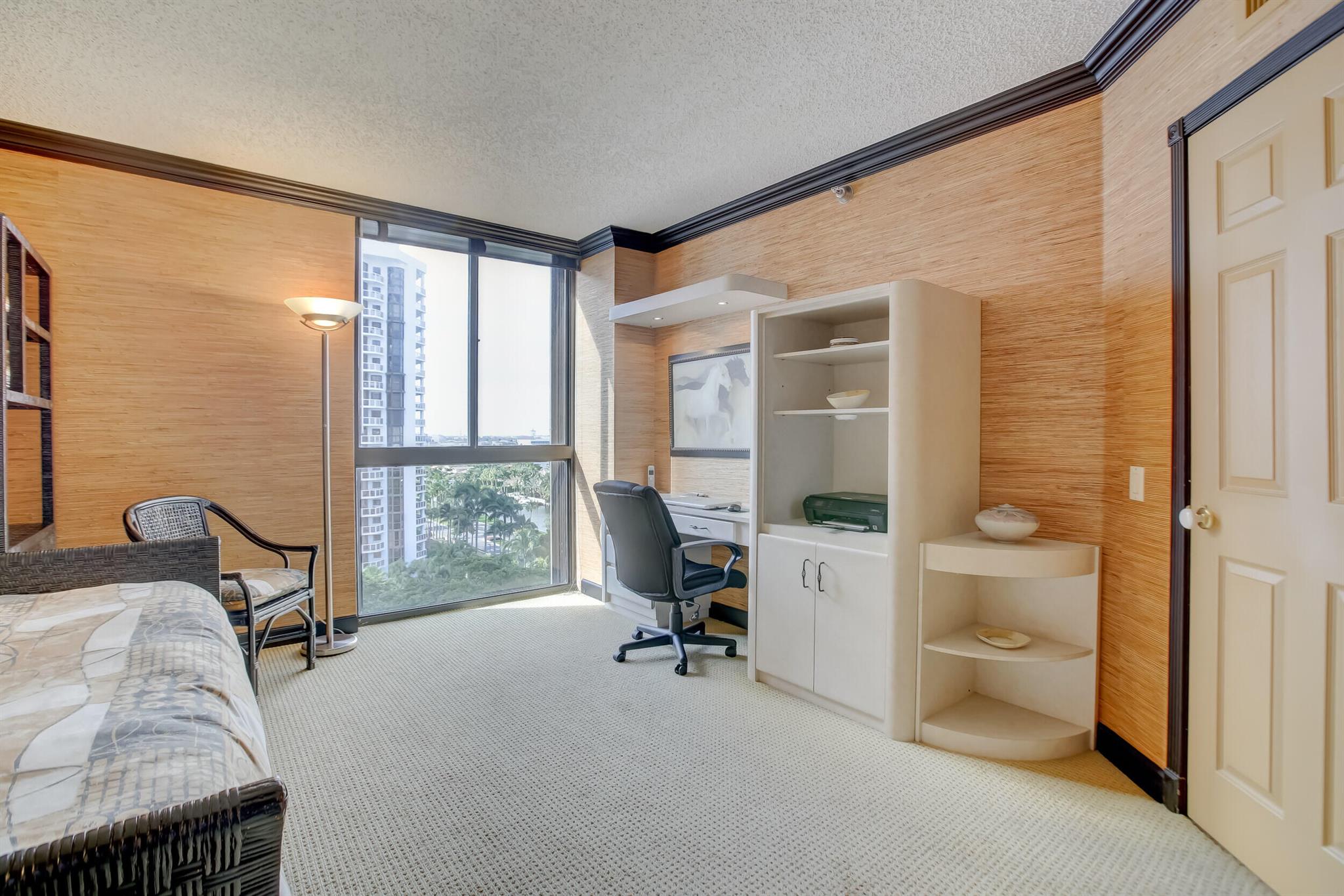 HARBORSIDE - Residential