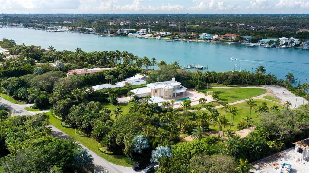 ITALANDCO PLAT ONE - Residential