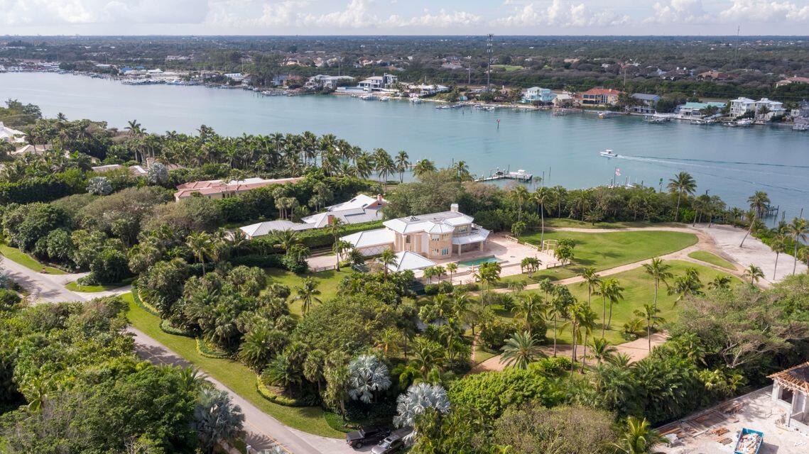 ITALANDCO PLAT ONE - Residential