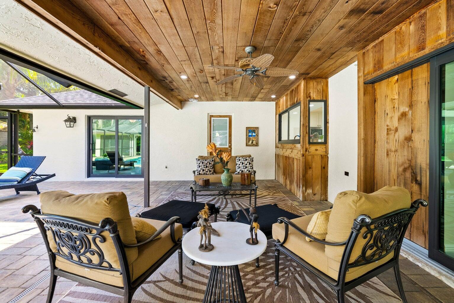 PINEWOOD EAST OF WELLINGT - Residential