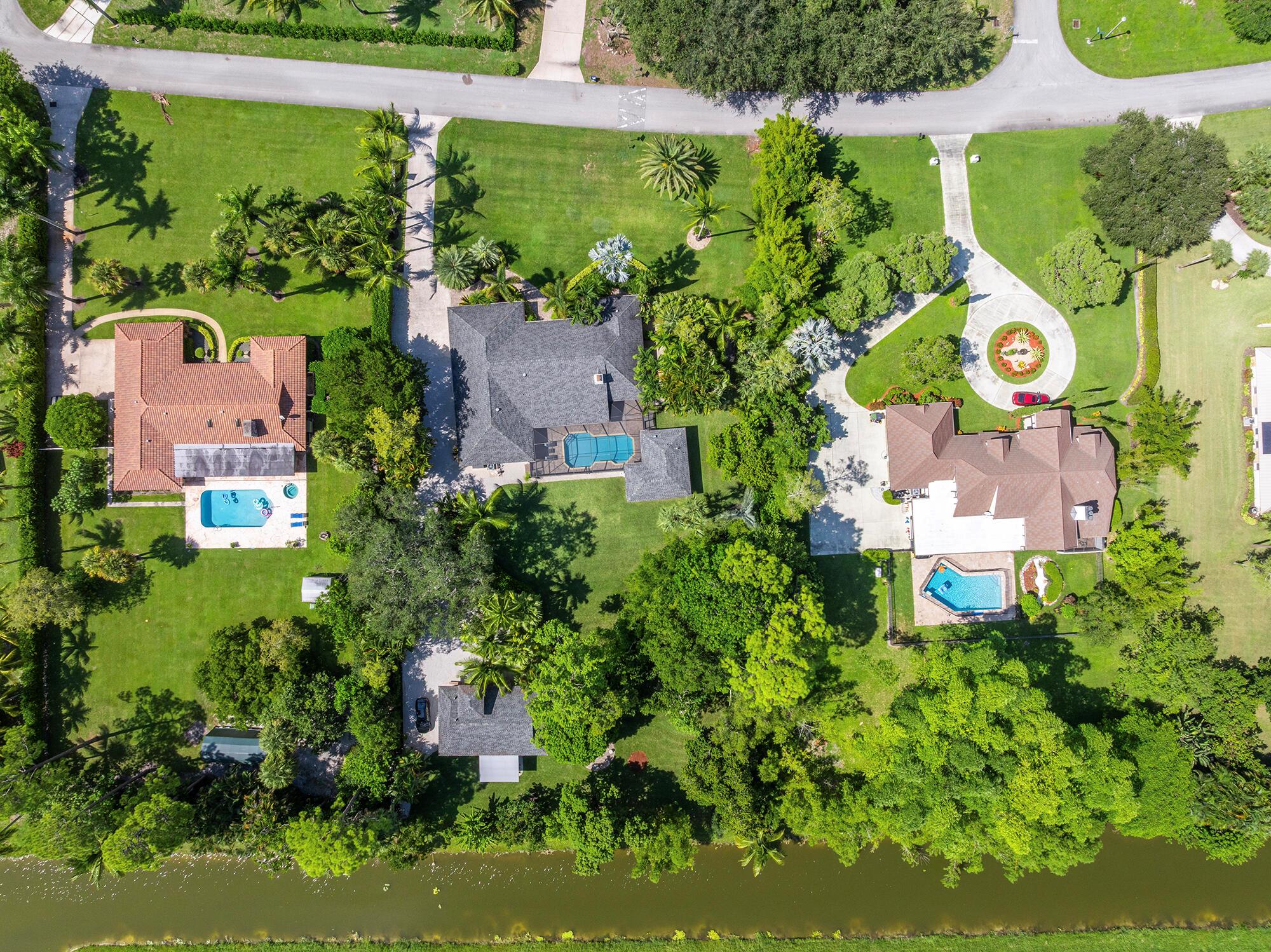 PINEWOOD EAST OF WELLINGT - Residential