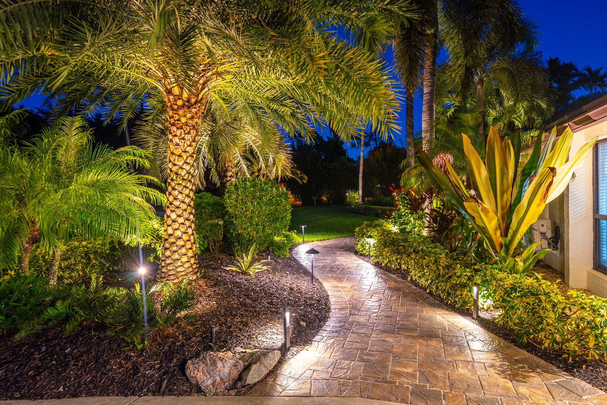 12466 Quercus Lane
