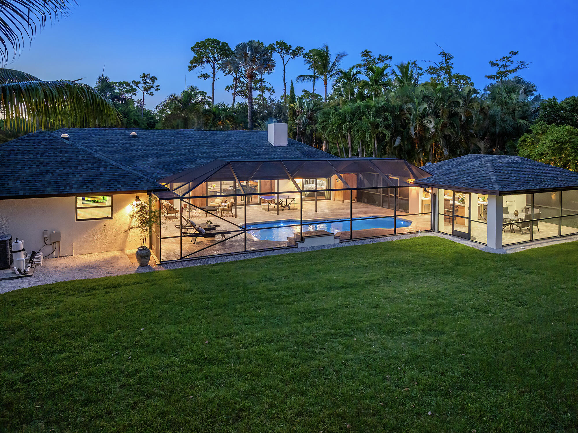 12466 Quercus Lane