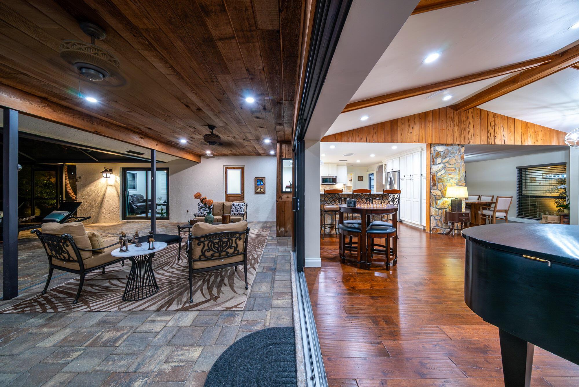 PINEWOOD EAST OF WELLINGT - Residential