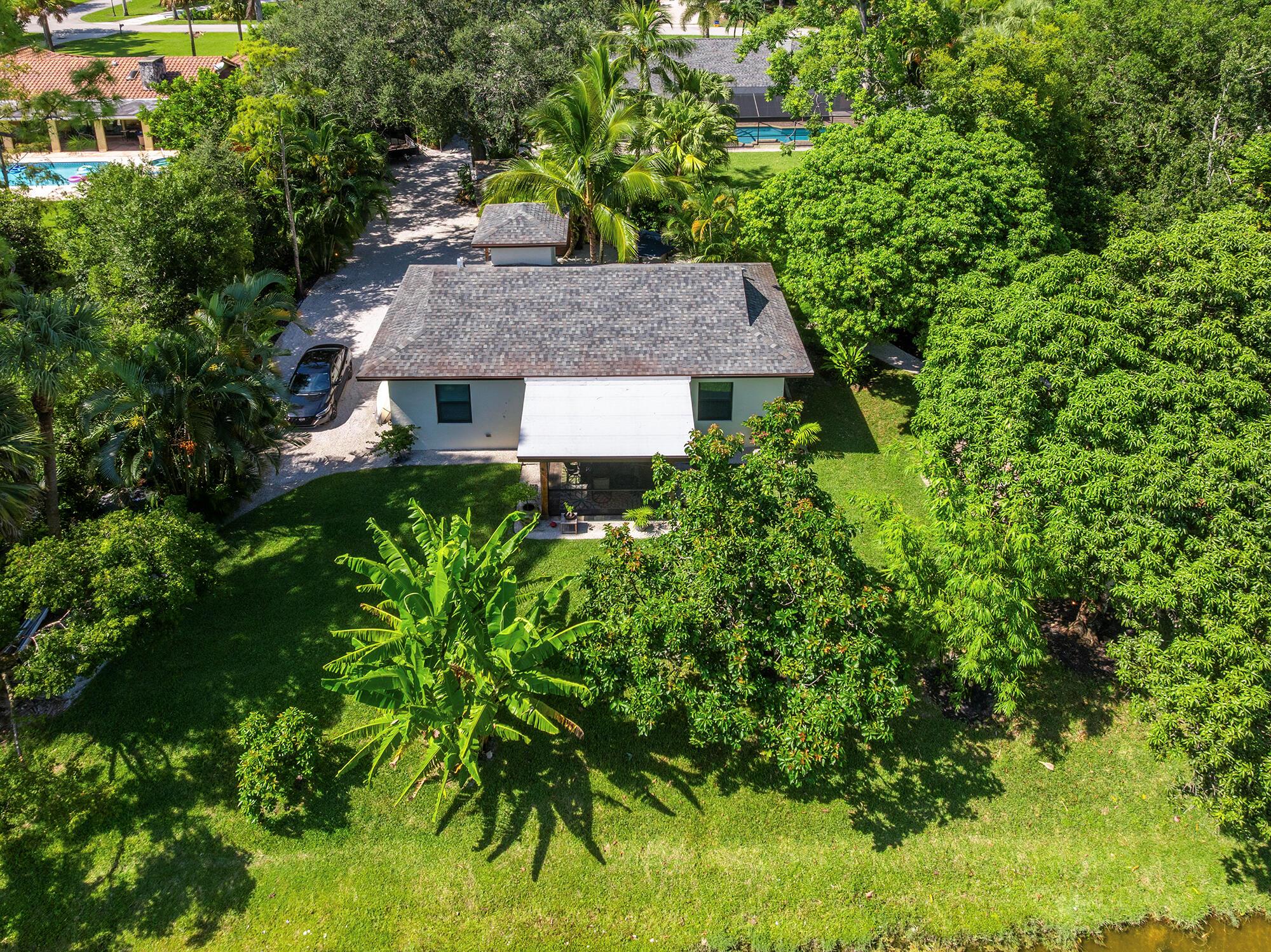 PINEWOOD EAST OF WELLINGT - Residential