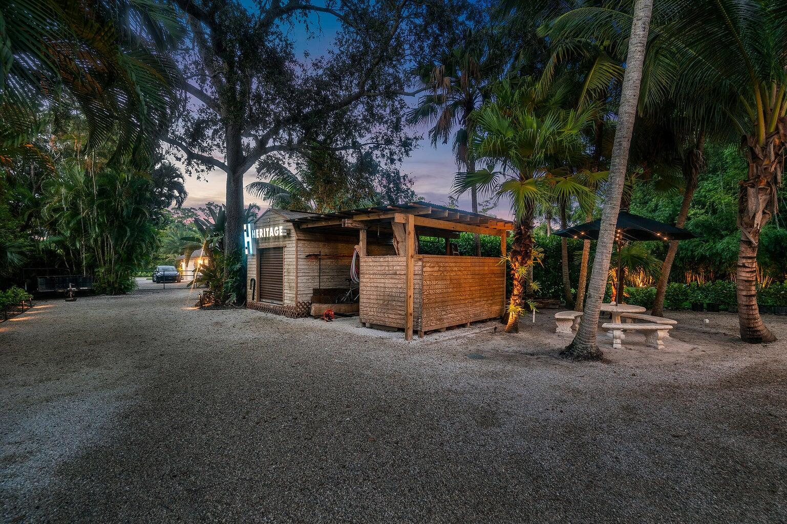 PINEWOOD EAST OF WELLINGT - Residential