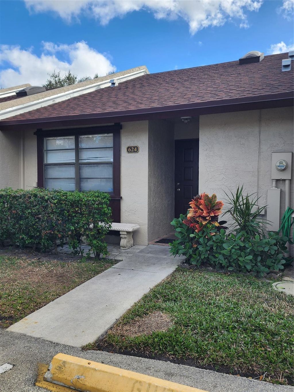 Photo of 624 NW 47th Street, Deerfield Beach, FL 33064 (MLS # B26031263)