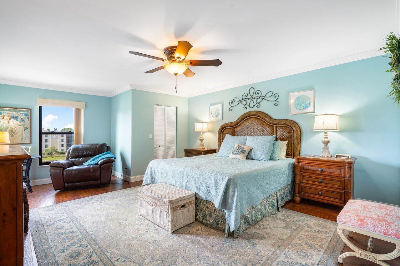 HUNTINGTON LAKES SEC FOUR CONDOS - Residential Lease