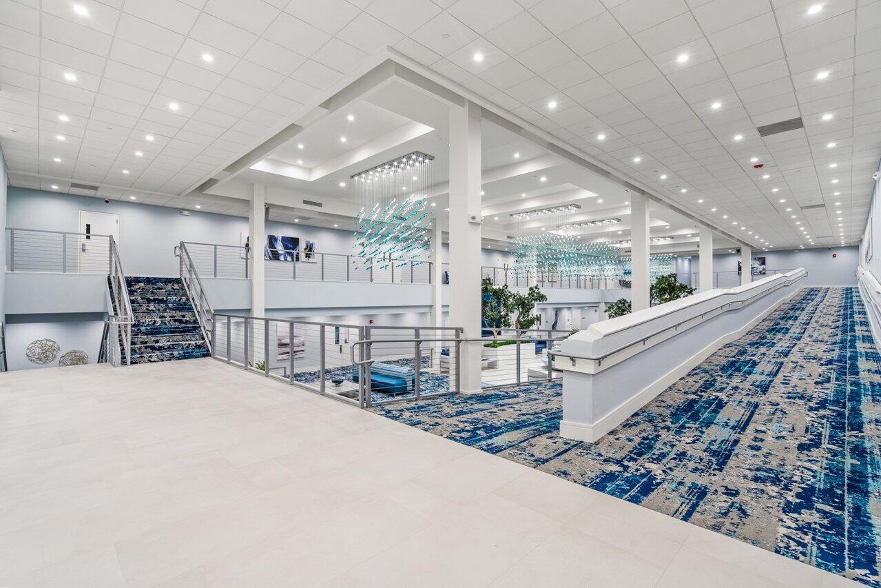 HUNTINGTON LAKES SEC FOUR CONDOS - Residential Lease