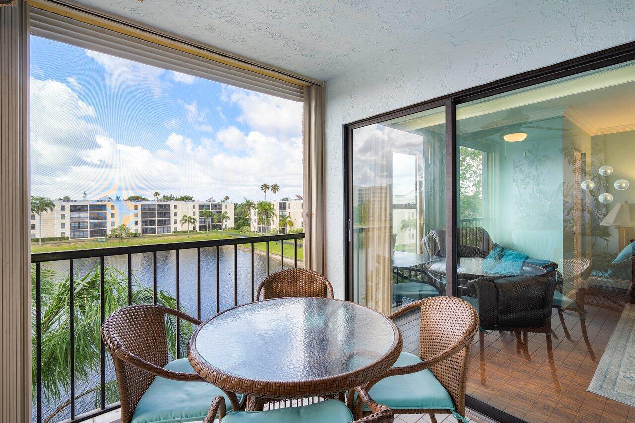 HUNTINGTON LAKES SEC FOUR CONDOS - Residential Lease