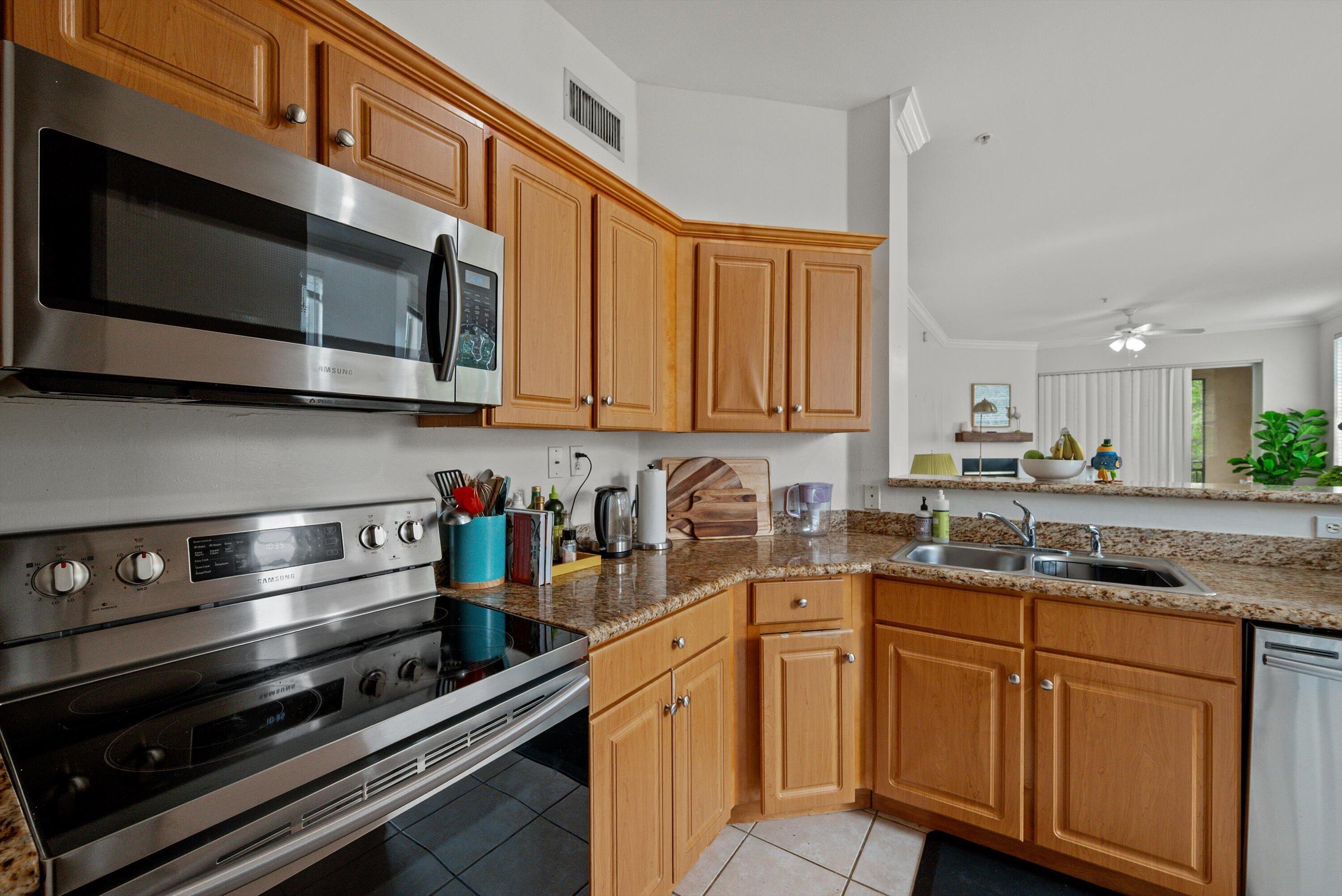 ST ANDREWS AT POLO CLUB CONDO - Residential