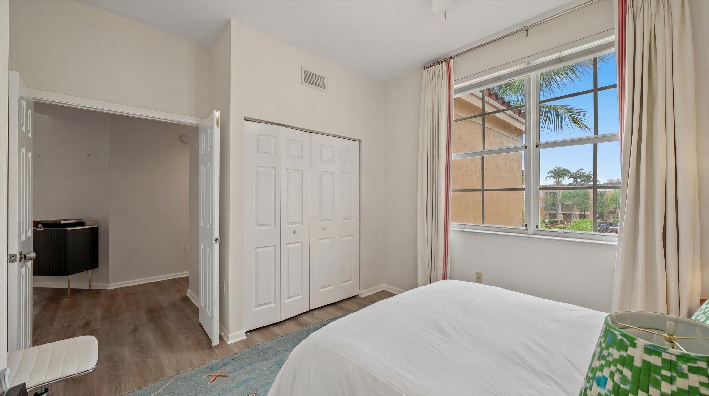 ST ANDREWS AT POLO CLUB CONDO - Residential